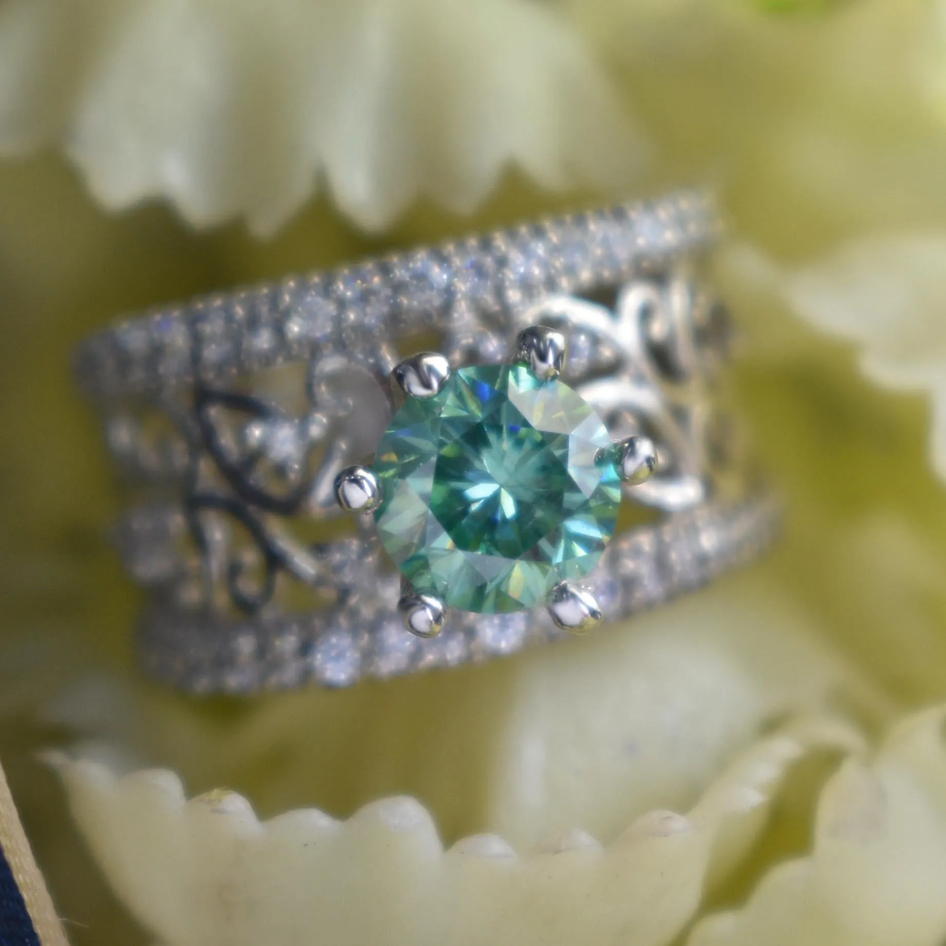 1.40 Ct Gorgeous Blue Diamond Women's Ring with White Accents in 925 Silver! Beautiful Design & Luster! Ideal For Anniversary Gift, Certified Diamond!