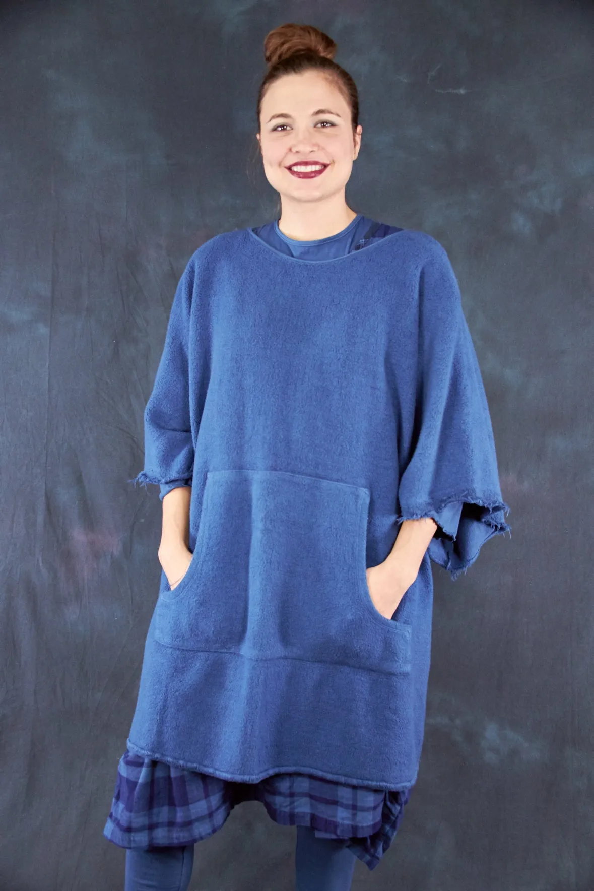 1589 Sherpa Poncho Joy Bird-U