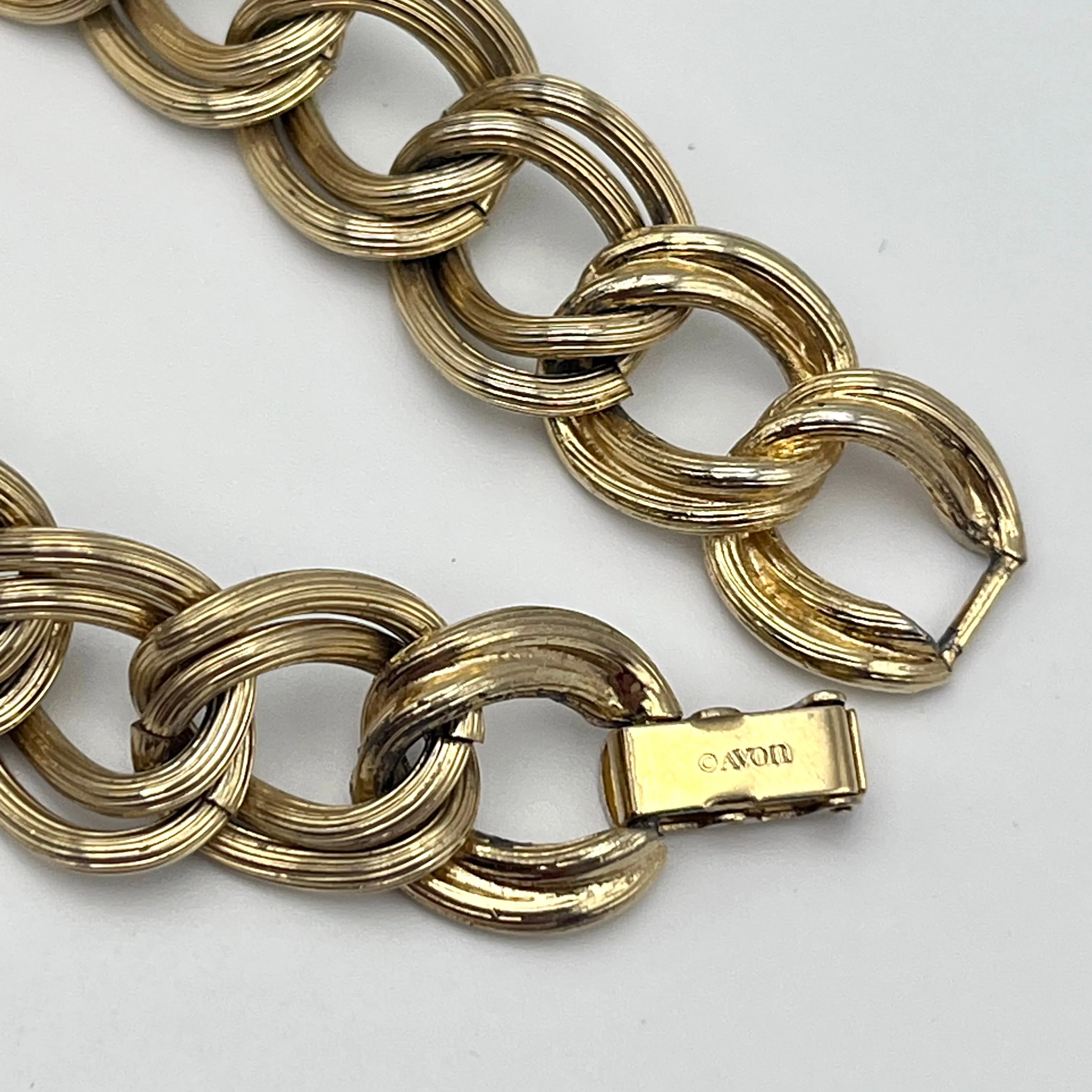 1981 Avon Textured Link Bracelet