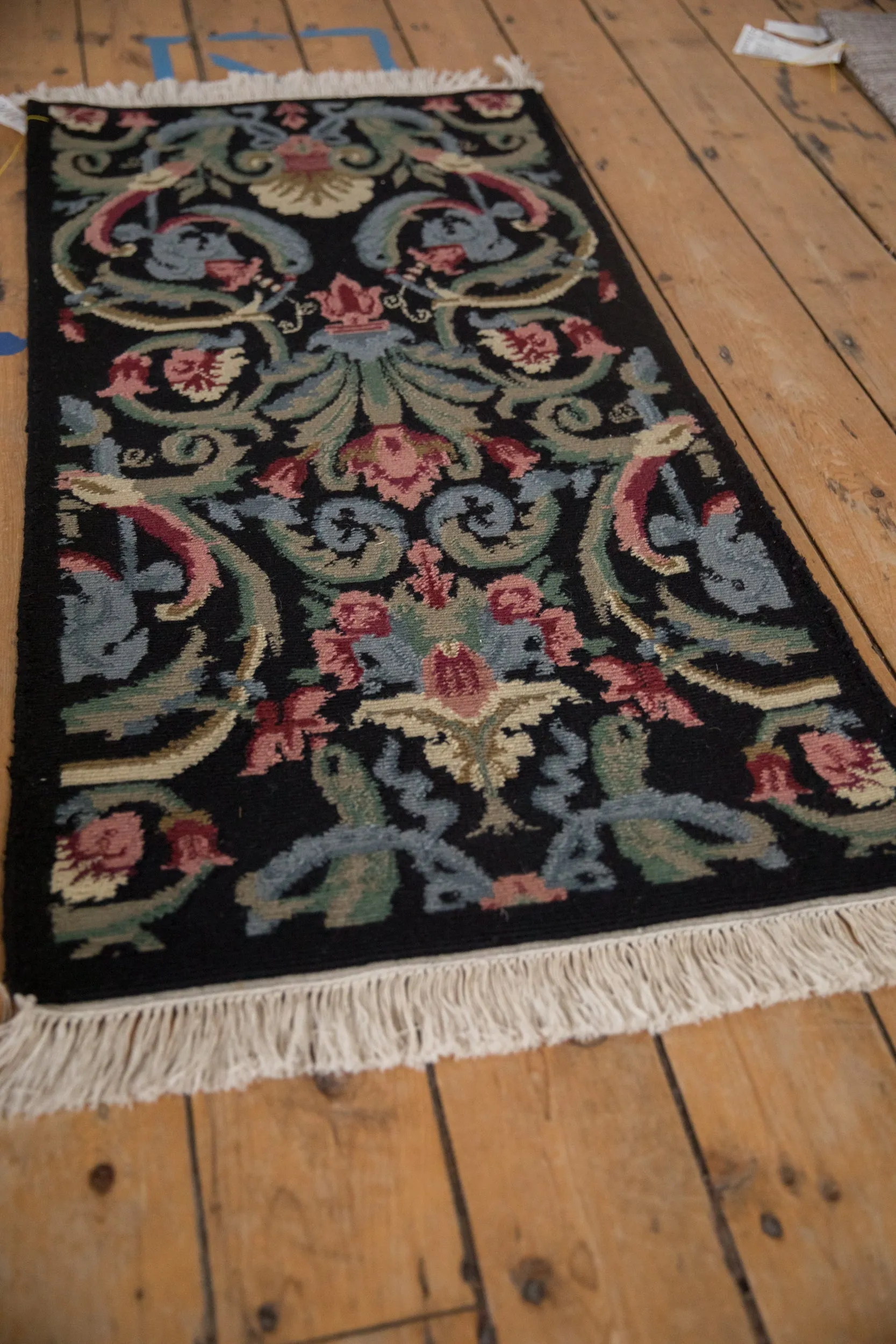 2x4 Vintage Contemporary Indian Savonnerie Design Rug Runner