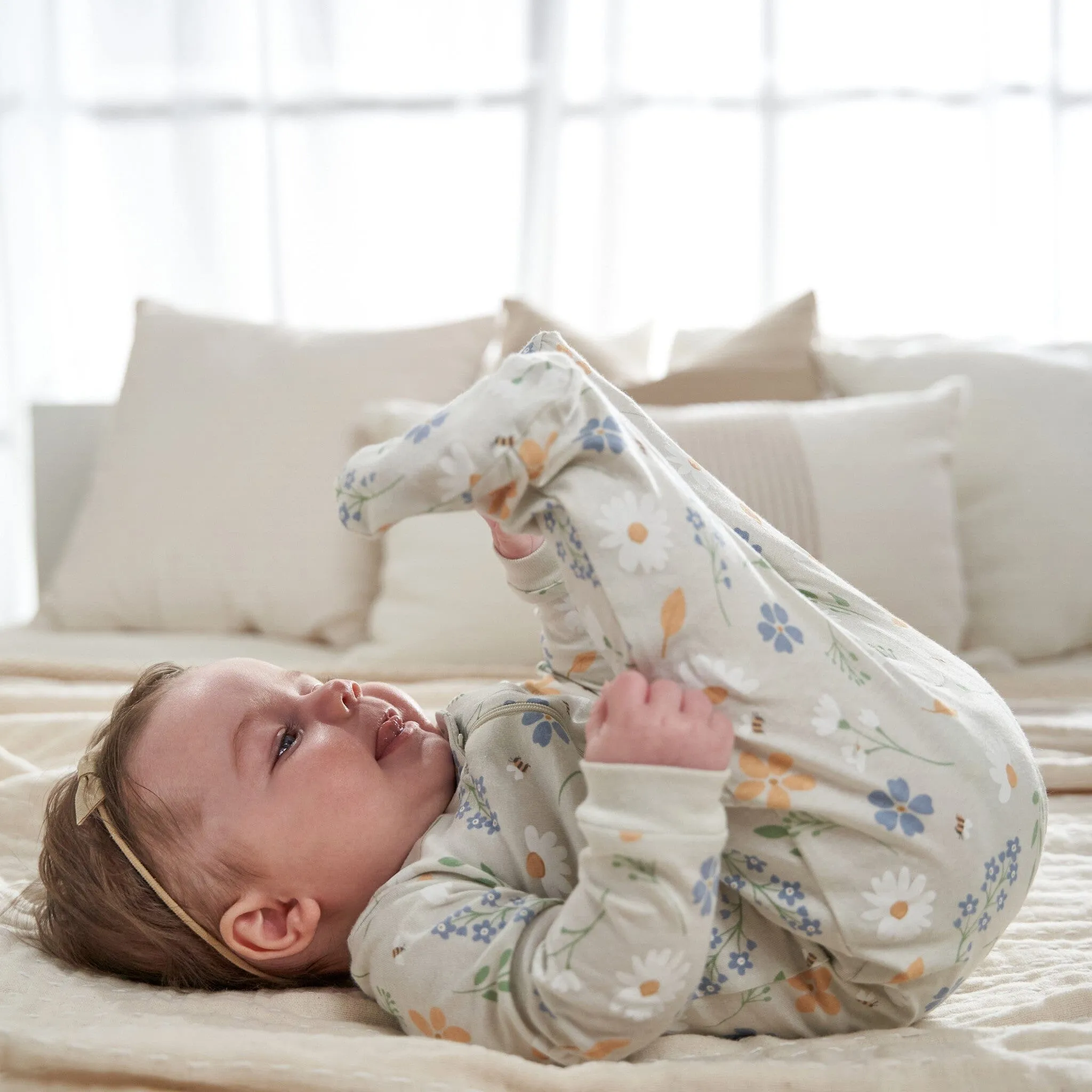 4-Pack Baby Girls Daisy Sleep 'N Plays