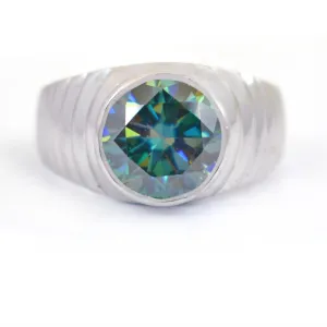 4.15 Ct AAA Certified Stunning Blue Diamond Solitaire Ring in Bezel Setting. Excellent Cut & Great Brilliance