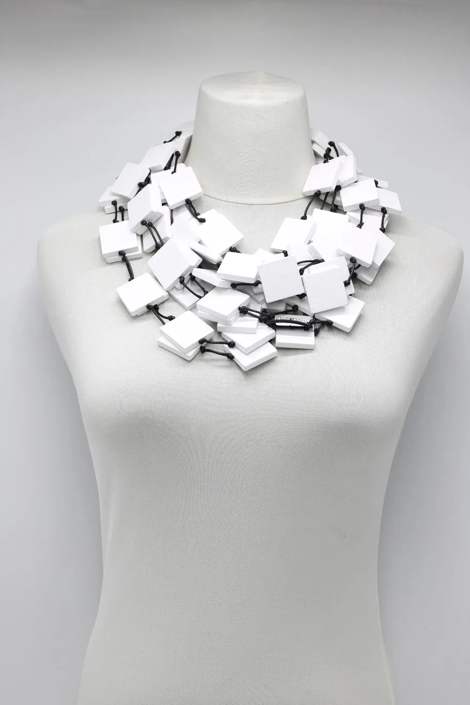 5 Strand 3x3 Squares Necklace