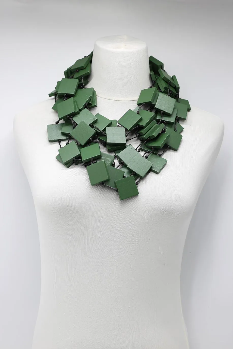 5 Strand 3x3 Squares Necklace