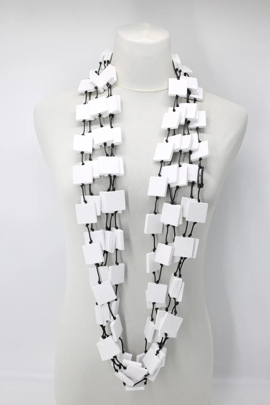 5 Strand 3x3 Squares Necklace