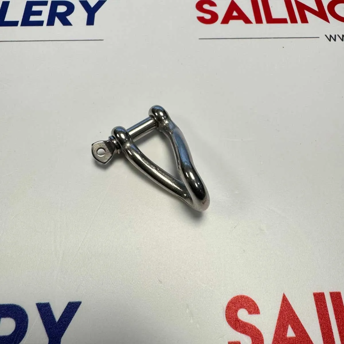 5mm Stainless Steel Twisted D Shackle