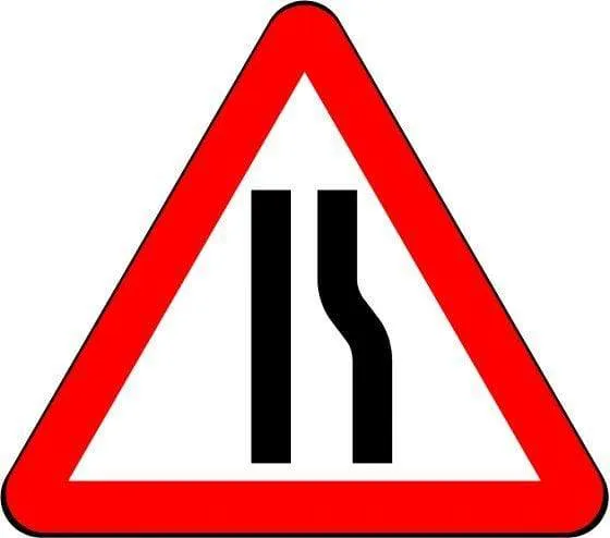 750mm Triangle - Road Narrows Right Ahead - 517 - Rigid Plastic