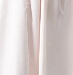 8008 - Cozy satin Romantic gown