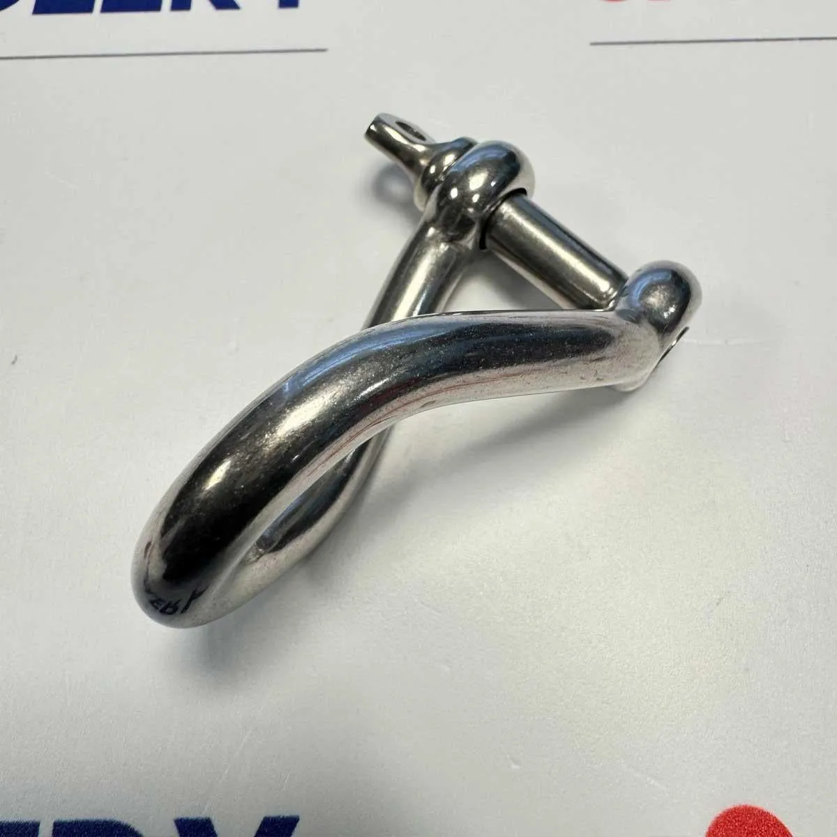 8mm Stainless Steel Twisted D Shackle