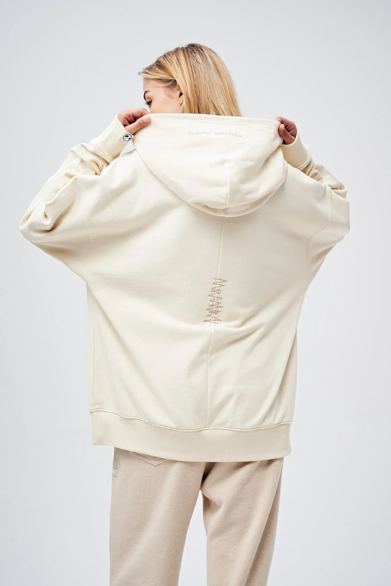 90s Vintage Two Seasons Hoodie Cream