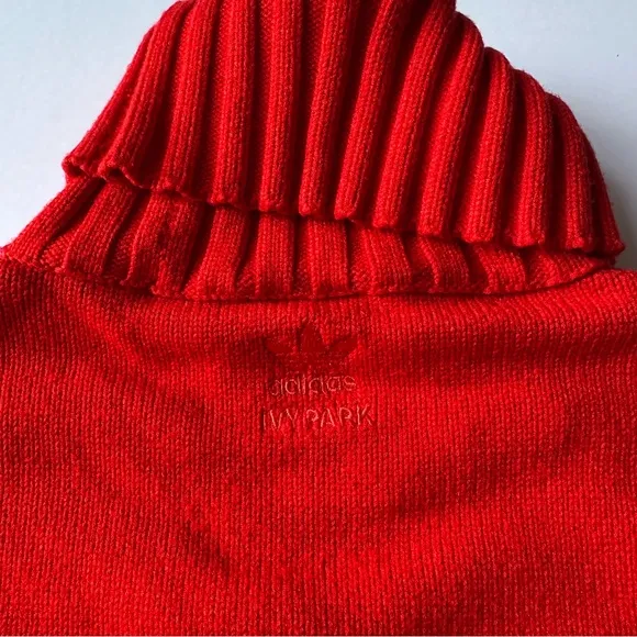 Adidas x IVY PARK Boxy Cropped Turtleneck Sweater Red/Pink Large