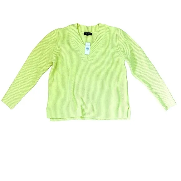 Ann Taylor Ribbed V-Neck Sweater Size Medium NWT