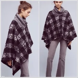 Anthropologie Wintertide Reversible Floral Buffalo Check Wool Poncho OS
