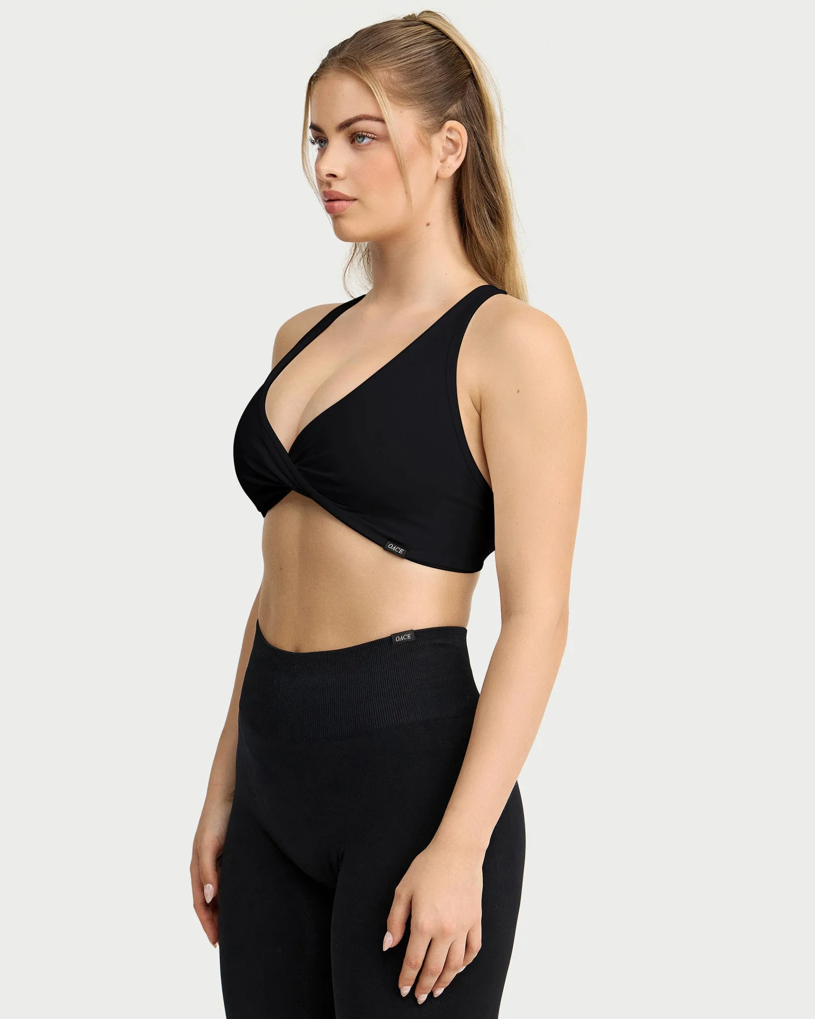 Appearance Twisted Nylon Bra