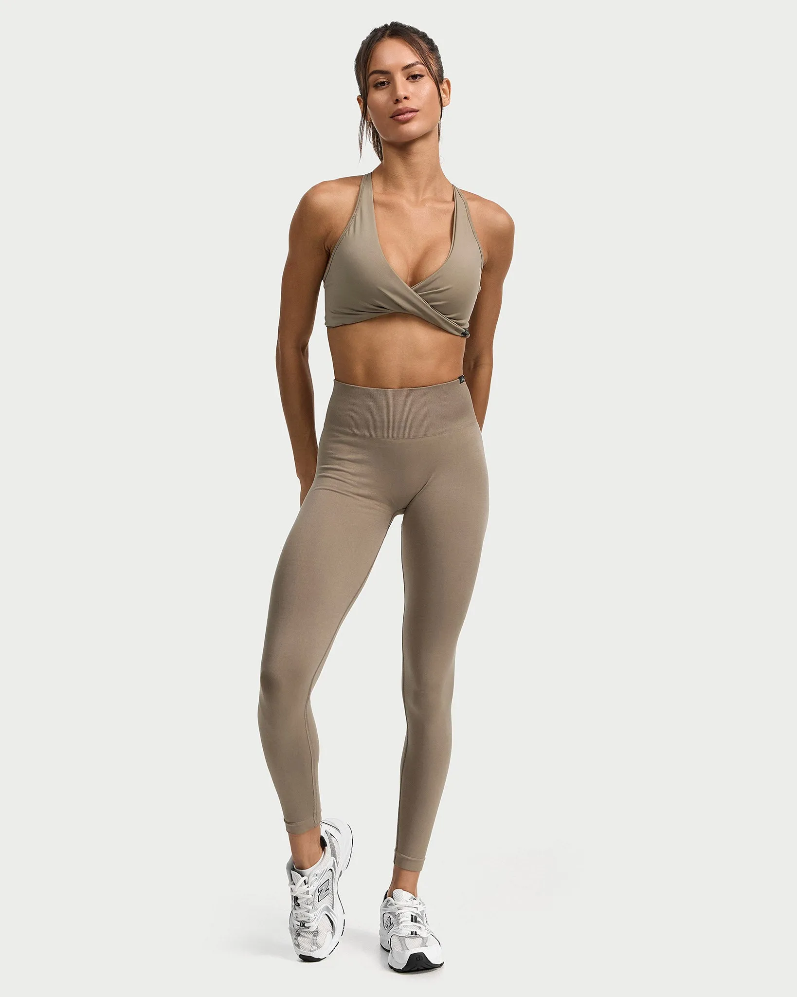 Appearance Twisted Nylon Bra