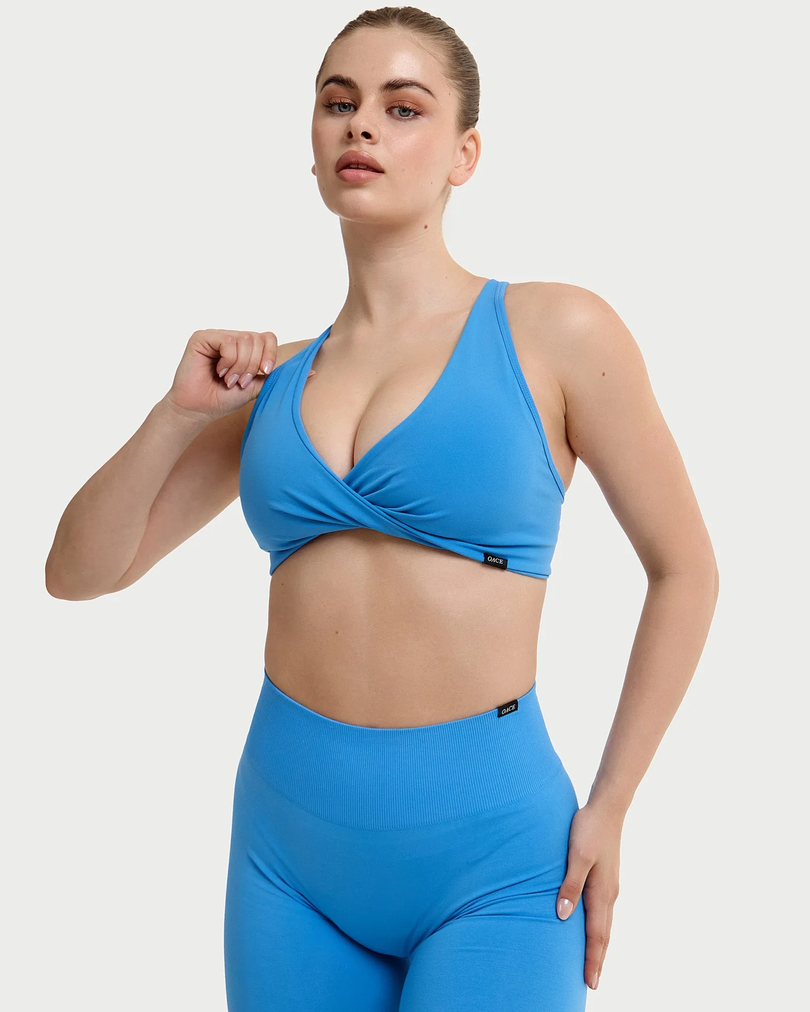 Appearance Twisted Nylon Bra
