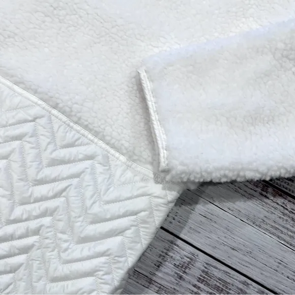 Athleta Cozy Sherpa Snap Pullover