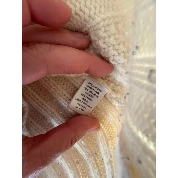 Banana Republic cableknit angora and lambs wool turtleneck - S
