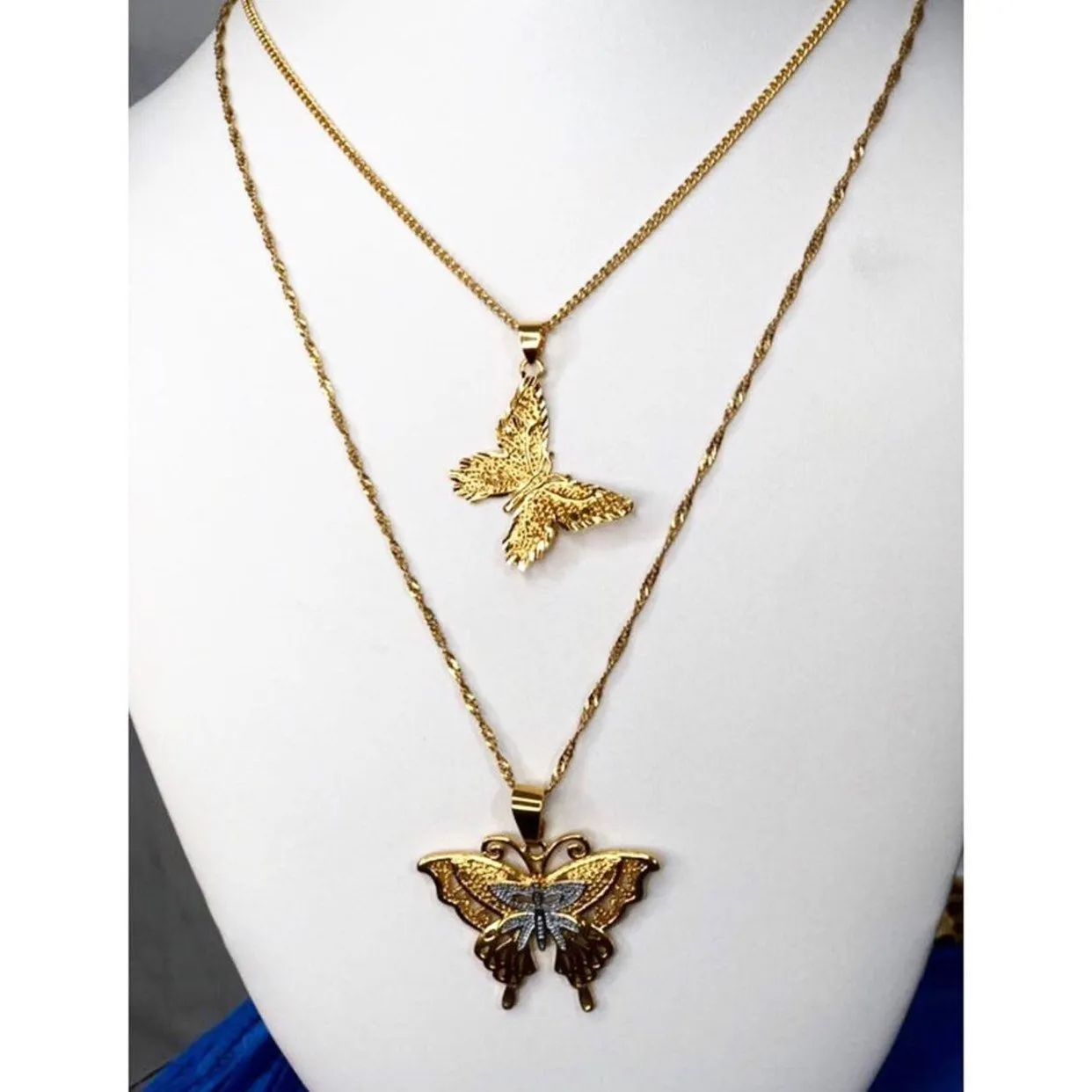 Butterfly necklace , 18k gold plated butterfly necklace, butterfly jewelry, butterfly charm , butterfly pendant , butterfly layered jewelry