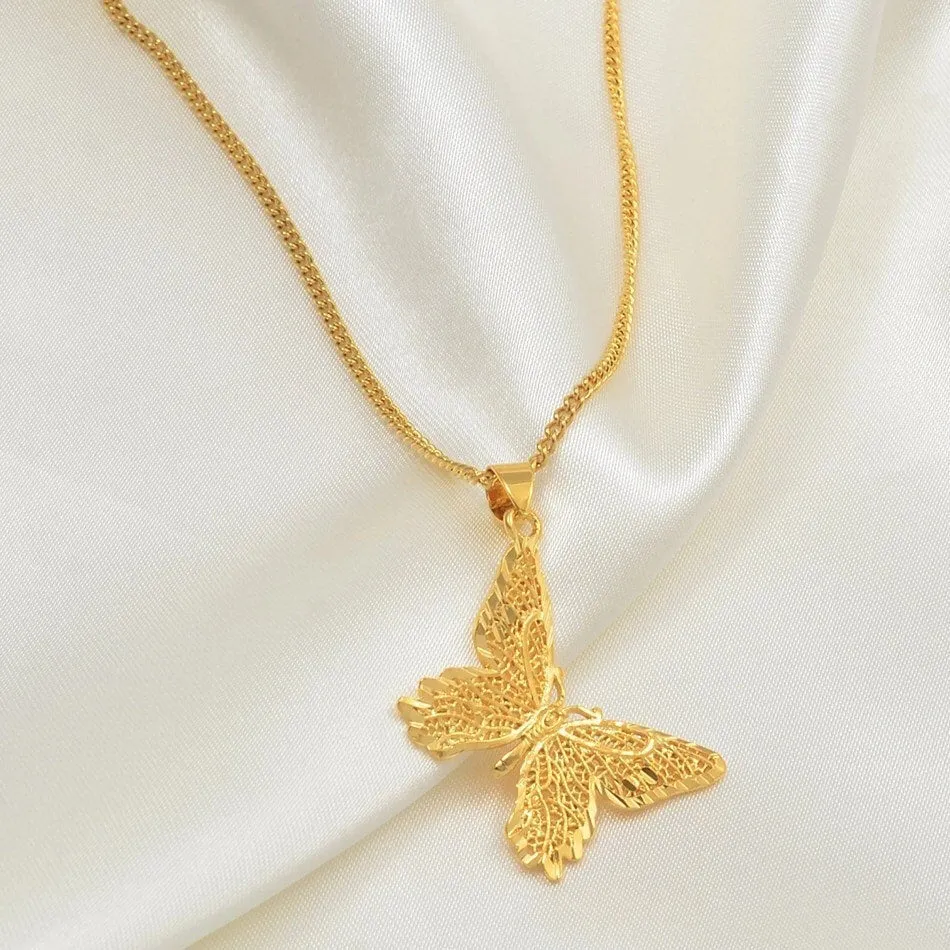 Butterfly necklace , 18k gold plated butterfly necklace, butterfly jewelry, butterfly charm , butterfly pendant , butterfly layered jewelry