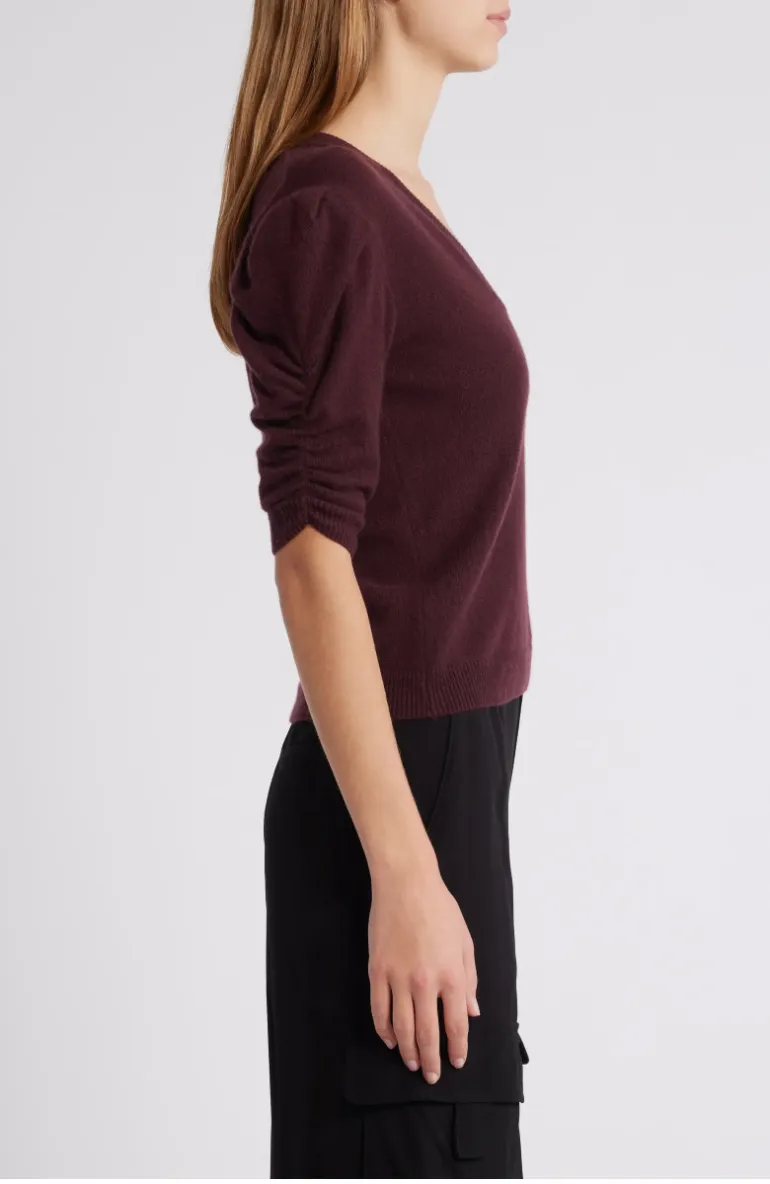 CASHMERE V NECK GATHER SWEATER IN DEEP BURGUNDY