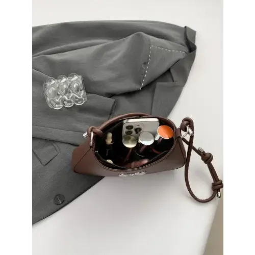 Chic Red Bow PU Leather Knotted Strap Handbag for Stylish Outings