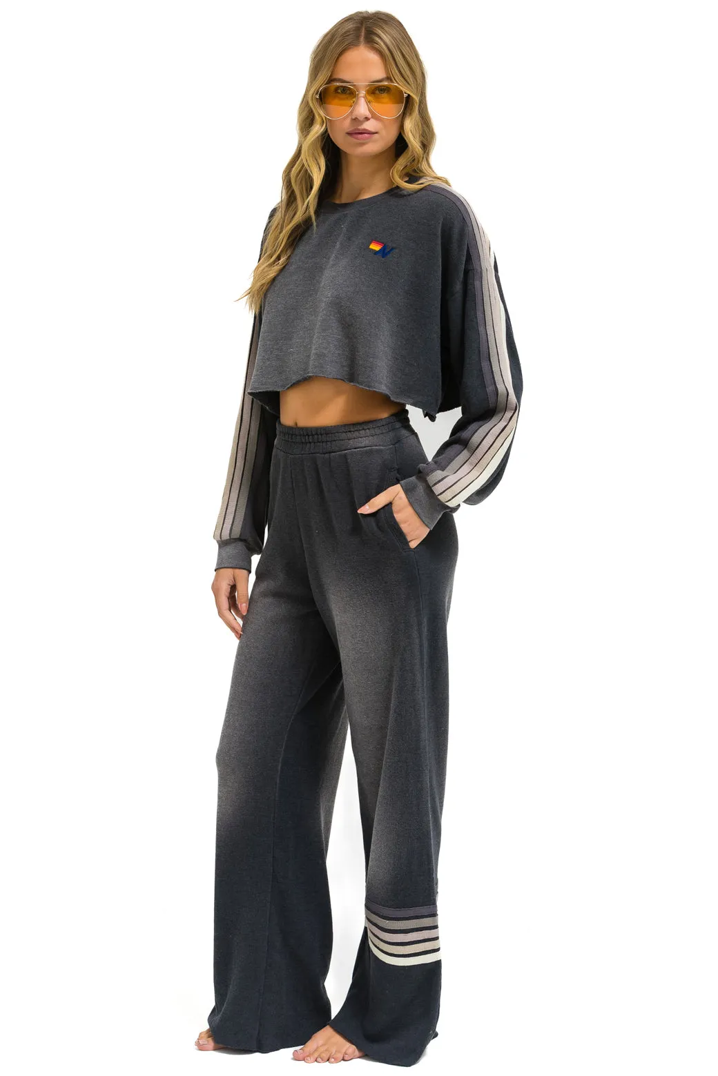 CLASSIC STRIPE CROPPED CREW SWEATSHIRT RELAXED - FADED SMOKE