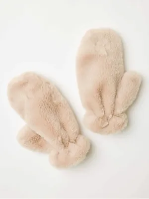 Cozy Cabin Faux Fur Mittens - Oatmeal Cream