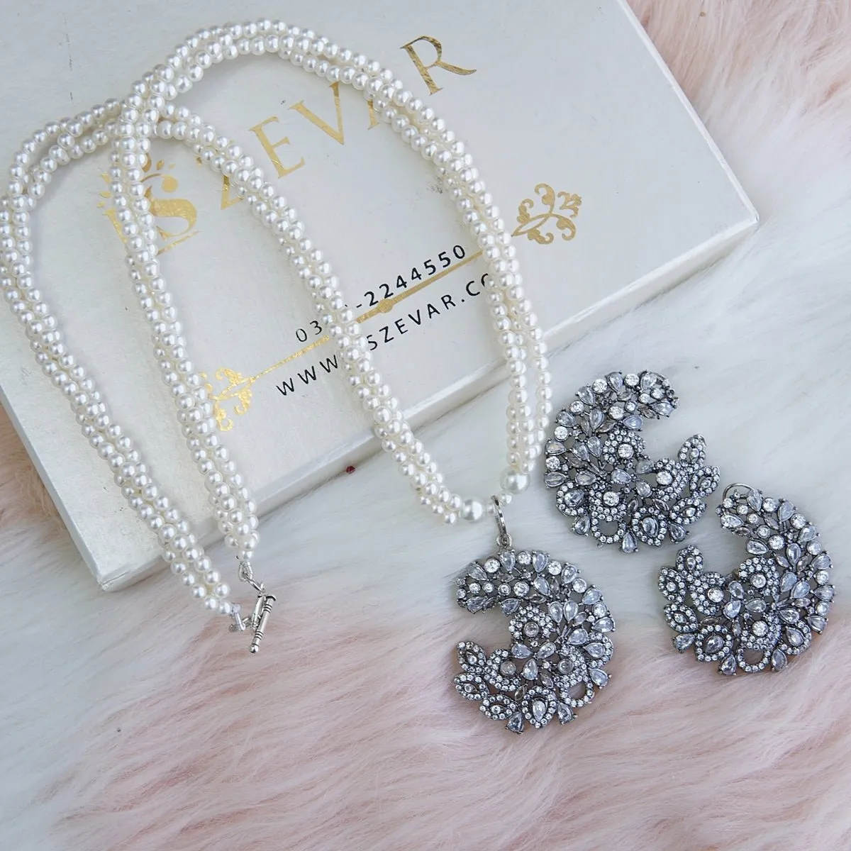 Cubic Zirconia Twisted Mala Pendant Set