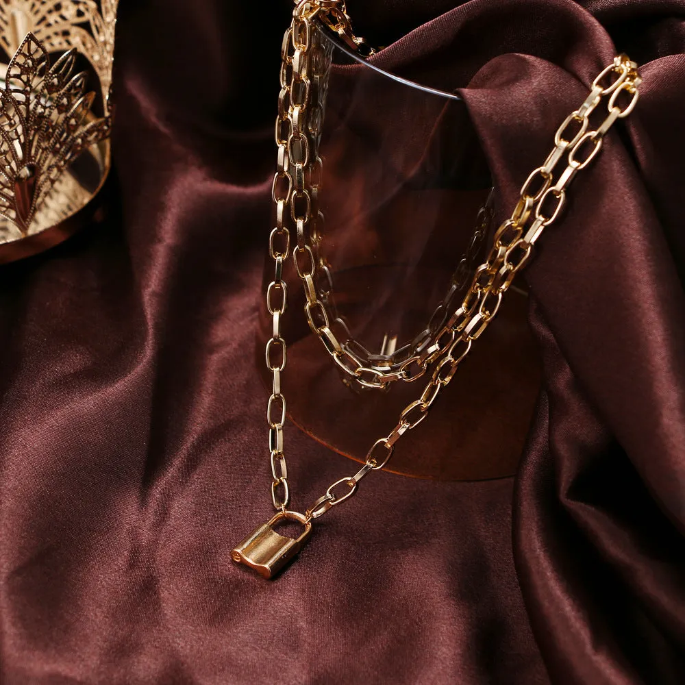 Double Layered Chunky Chain Link Lock Pendant