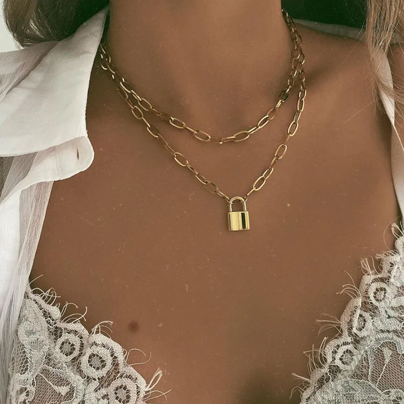 Double Layered Chunky Chain Link Lock Pendant