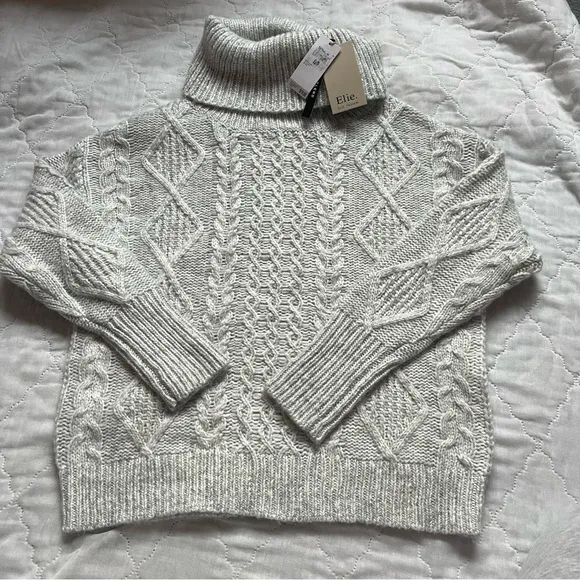 Elie Tahari Cream Turtle Neck Cable Knit Sweater