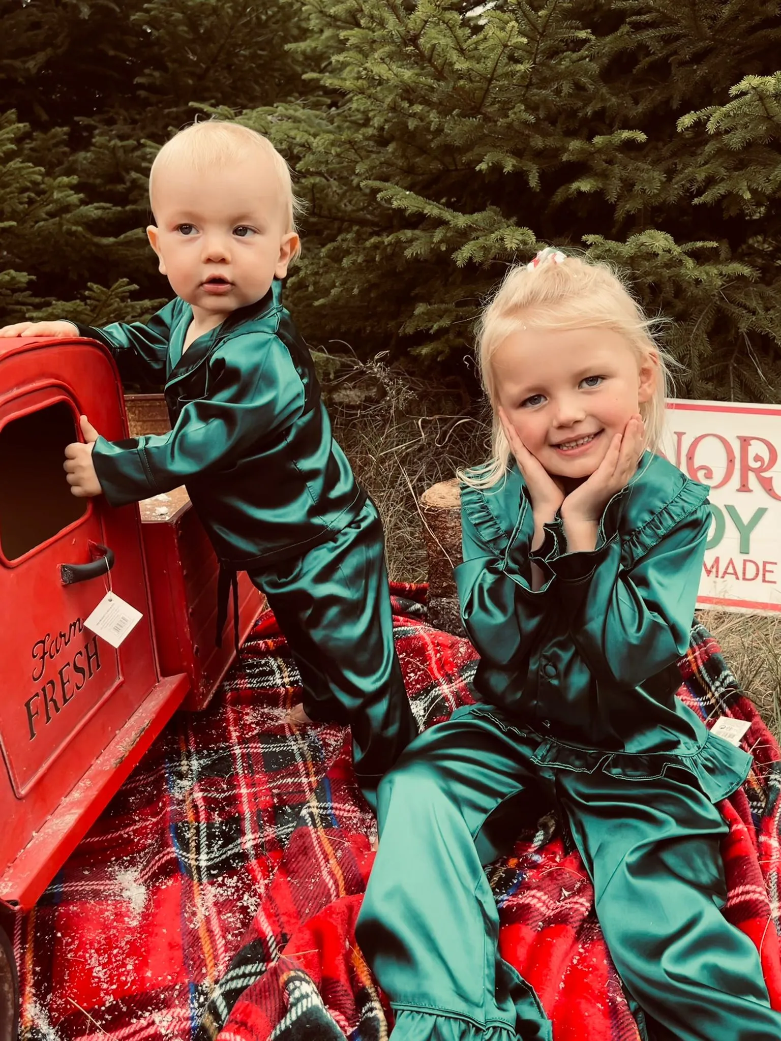 EMERALD GREEN satin frilled pyjamas  - GIRL