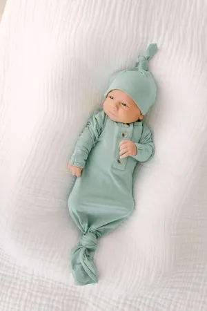 Emerson Knotted Baby Gown & Hat Set |  Mint