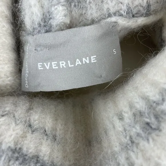 EVERLANE  S Alpaca Wool Blend Mark Knit Turtleneck Cozy Chunky Knit  Sweater