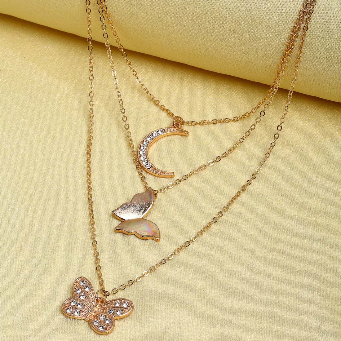 Ferosh Zuri Pellucid Butterfly-Moon Chain