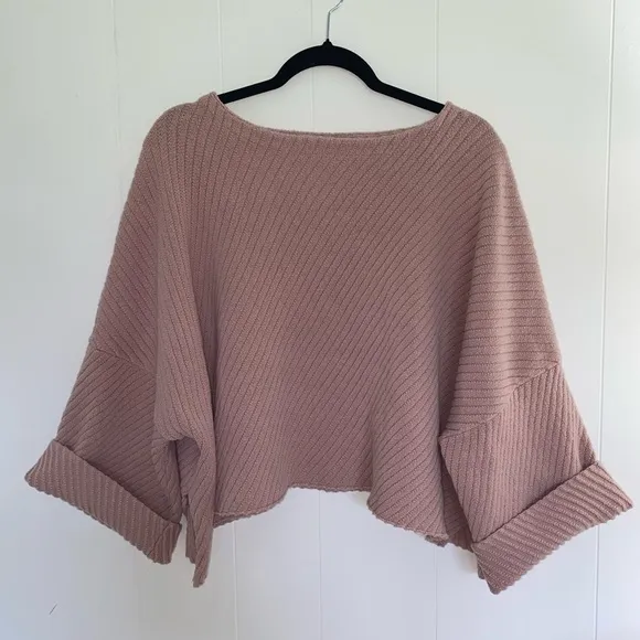 FREE PEOPLE I Can’t Wait Slouchy Dolman Cropped Sweater in Pink Women’s Size M