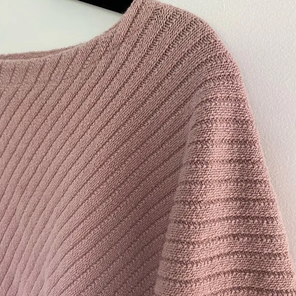 FREE PEOPLE I Can’t Wait Slouchy Dolman Cropped Sweater in Pink Women’s Size M