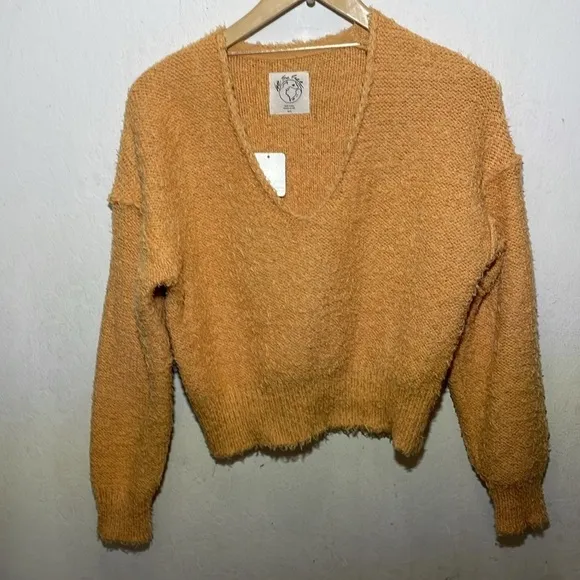 Free People Theo V Neck Sweater Goldy Size XS NWT