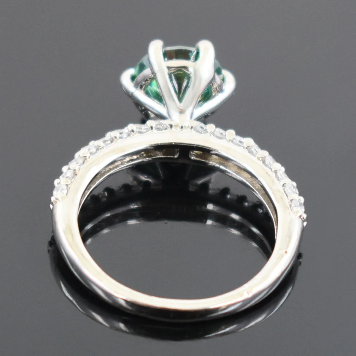 Gorgeous Blue Diamond Women's Ring with Accents in 925 Silver! Beautiful Shine & Great Style! Ideal For Anniversary Gift! Certified 2 Ct
