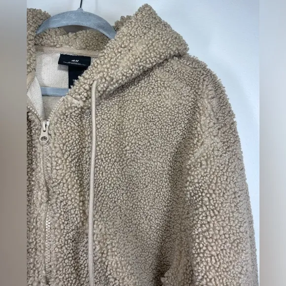 H&amp;M Women’s Hooded Teddy Sherpa Tan Nude Jacket Size Medium