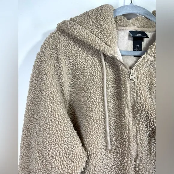 H&amp;M Women’s Hooded Teddy Sherpa Tan Nude Jacket Size Medium