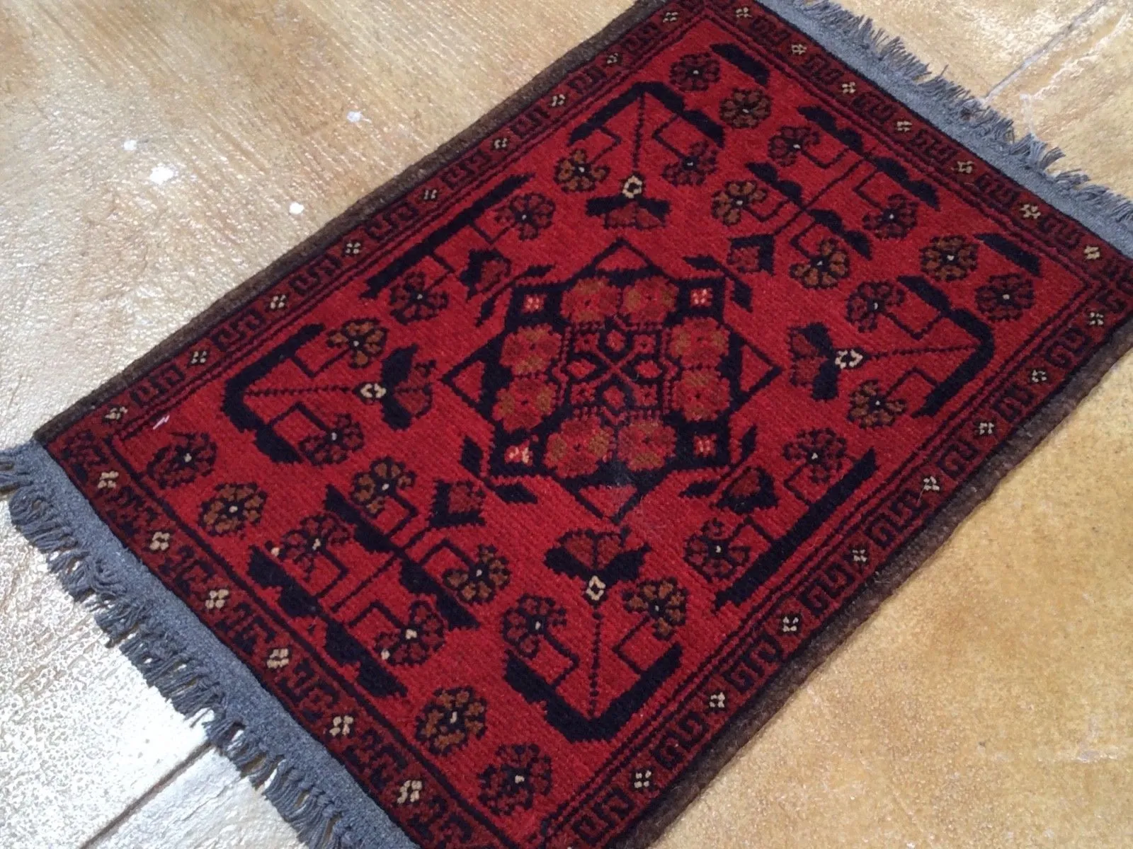 Hand-Knotted Afghan Khal Mohamdi Tribal Design Handmade Wool Rug (Size 1.4 X 2.0) Brrsf-1767
