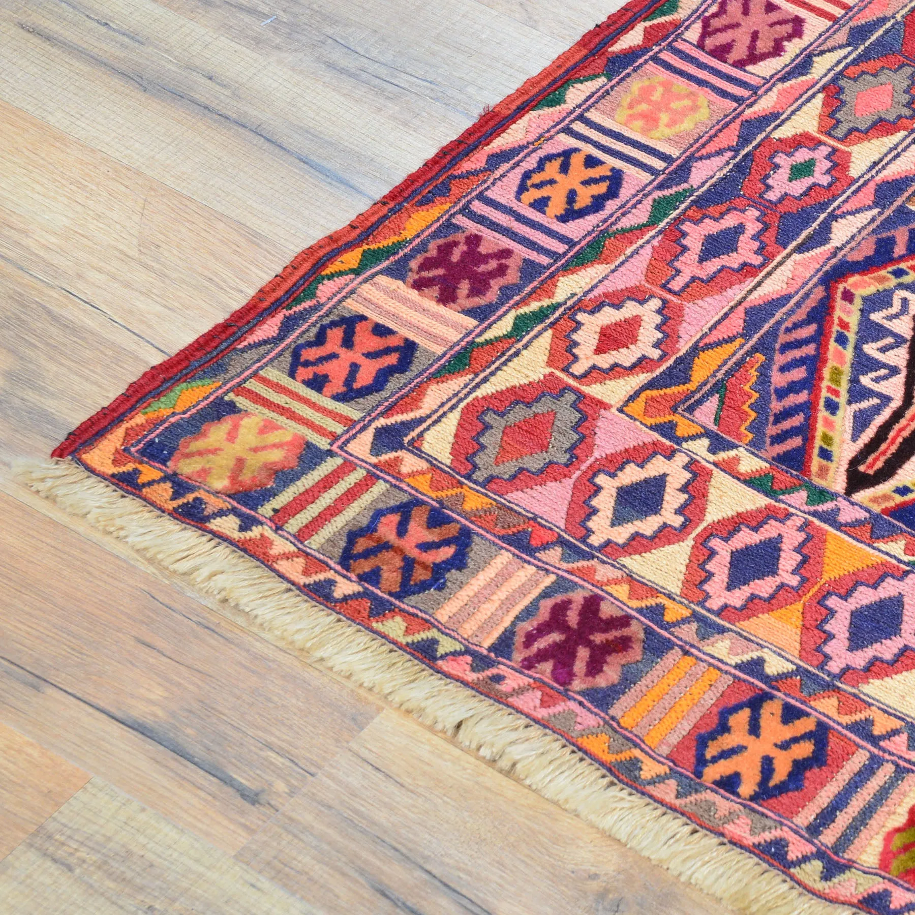 Hand-Knotted And Soumak Tribal Handmade Knotted Wool Rug (Size 4.0 X 5.4) Brrsf-951