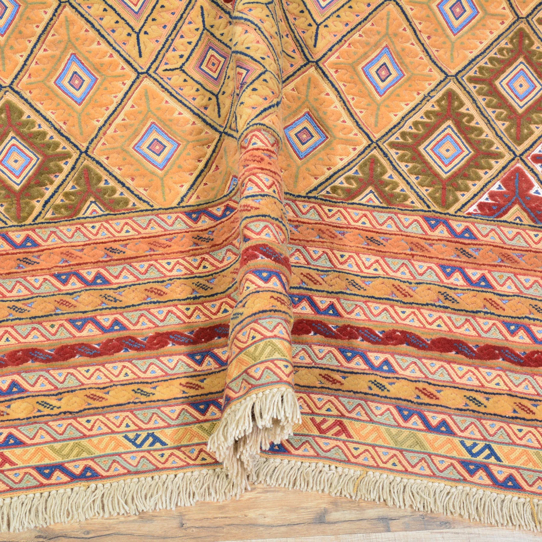 Hand-Knotted And Soumak Tribal Handmade Wool Rug (Size 5.6 X 6.6) Cwral-9999