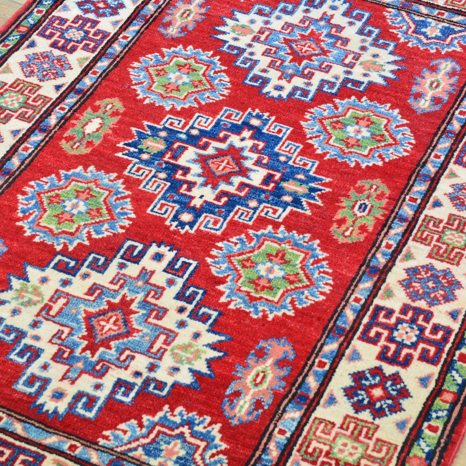 Hand-Knotted Caucasian Design Kazak Wool Handmade Rug (Size 2.9 X 4.2) Cwral-10614