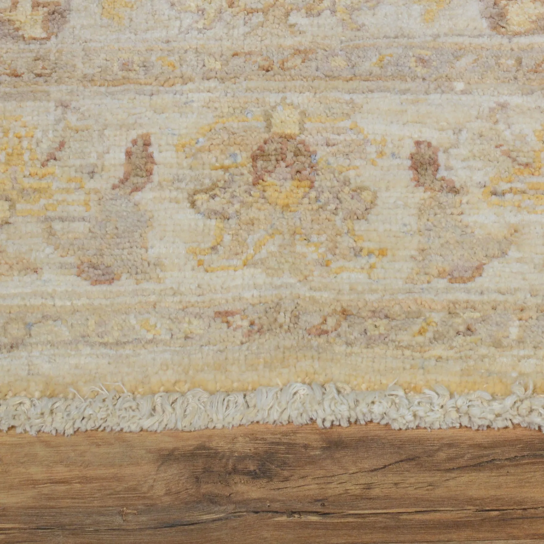 Hand-Knotted Chobi Oushak Design Wool Rug (Size 4.0 X 4.10) Brral-630