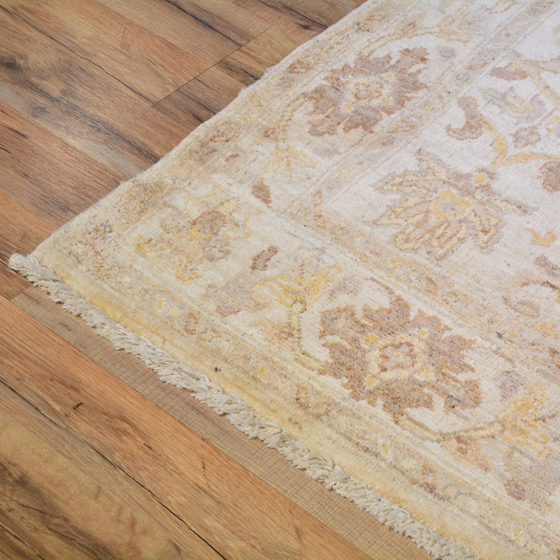 Hand-Knotted Chobi Oushak Design Wool Rug (Size 4.0 X 4.10) Brral-630