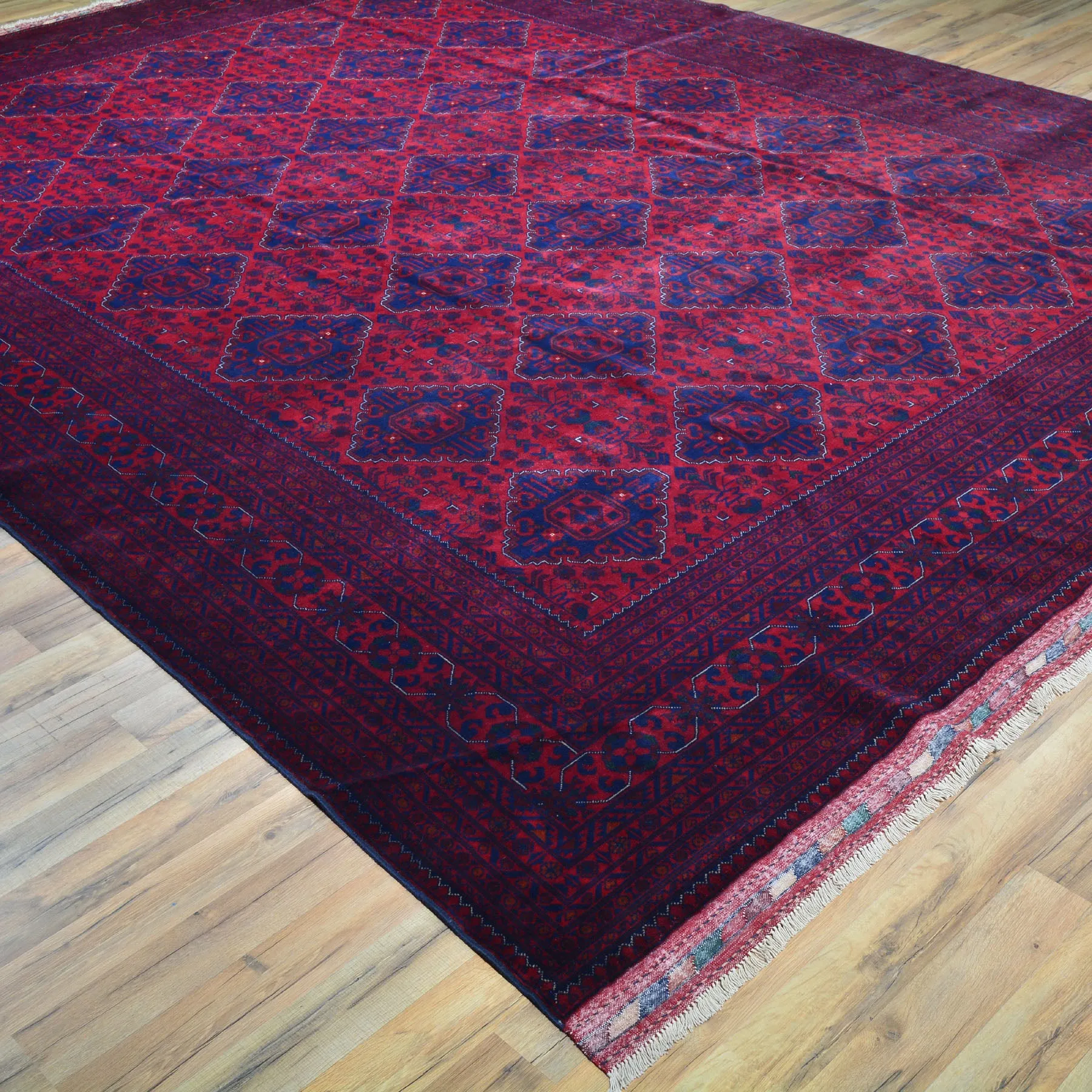 Hand-Knotted Fine Tribal Khal Mohammadi Wool Rug (Size 9.9 X 13.3) Cwral-7185