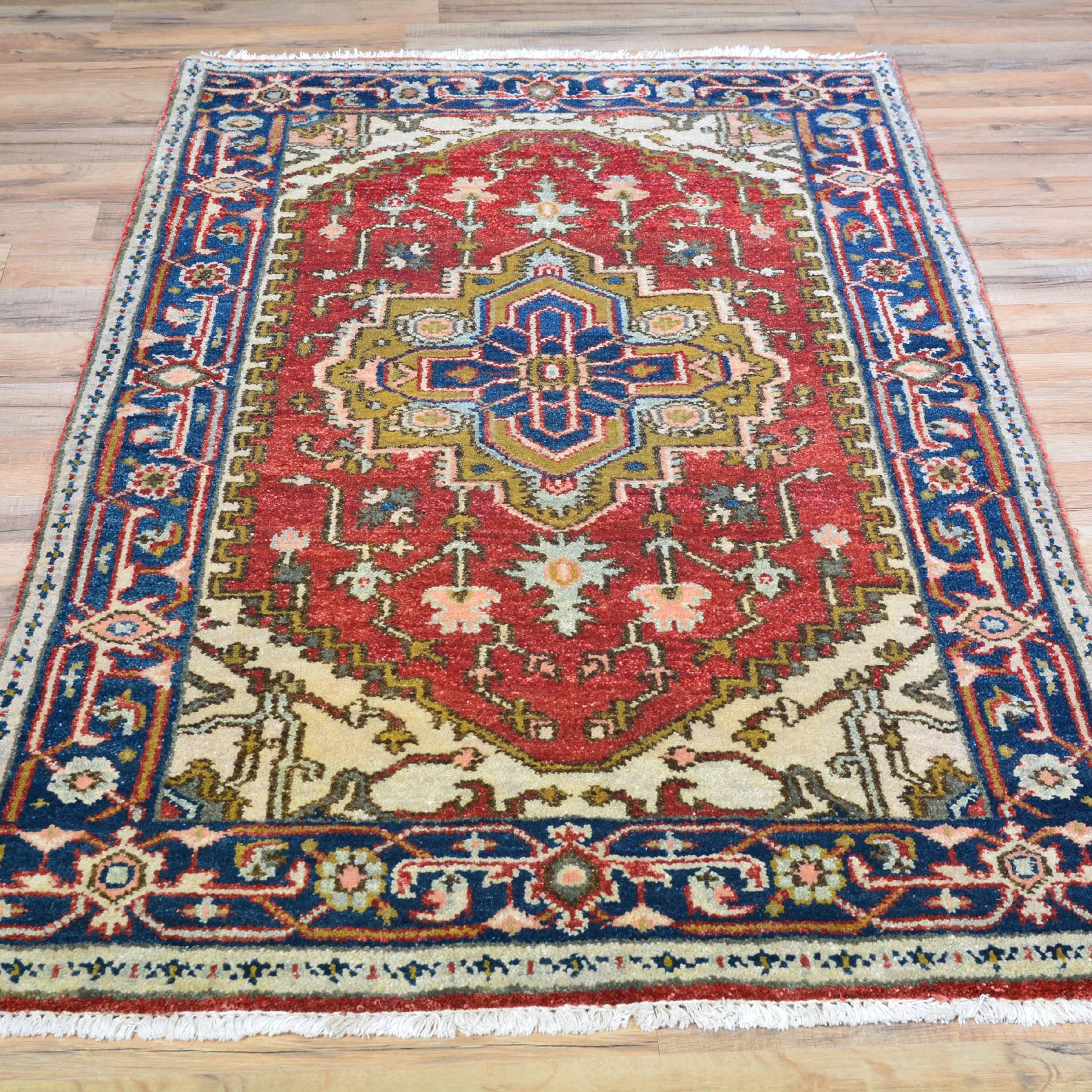 Hand-Knotted Heriz Serapi Design Handmade Wool Rug (Size 3.1 X 5.2) Brral-4272